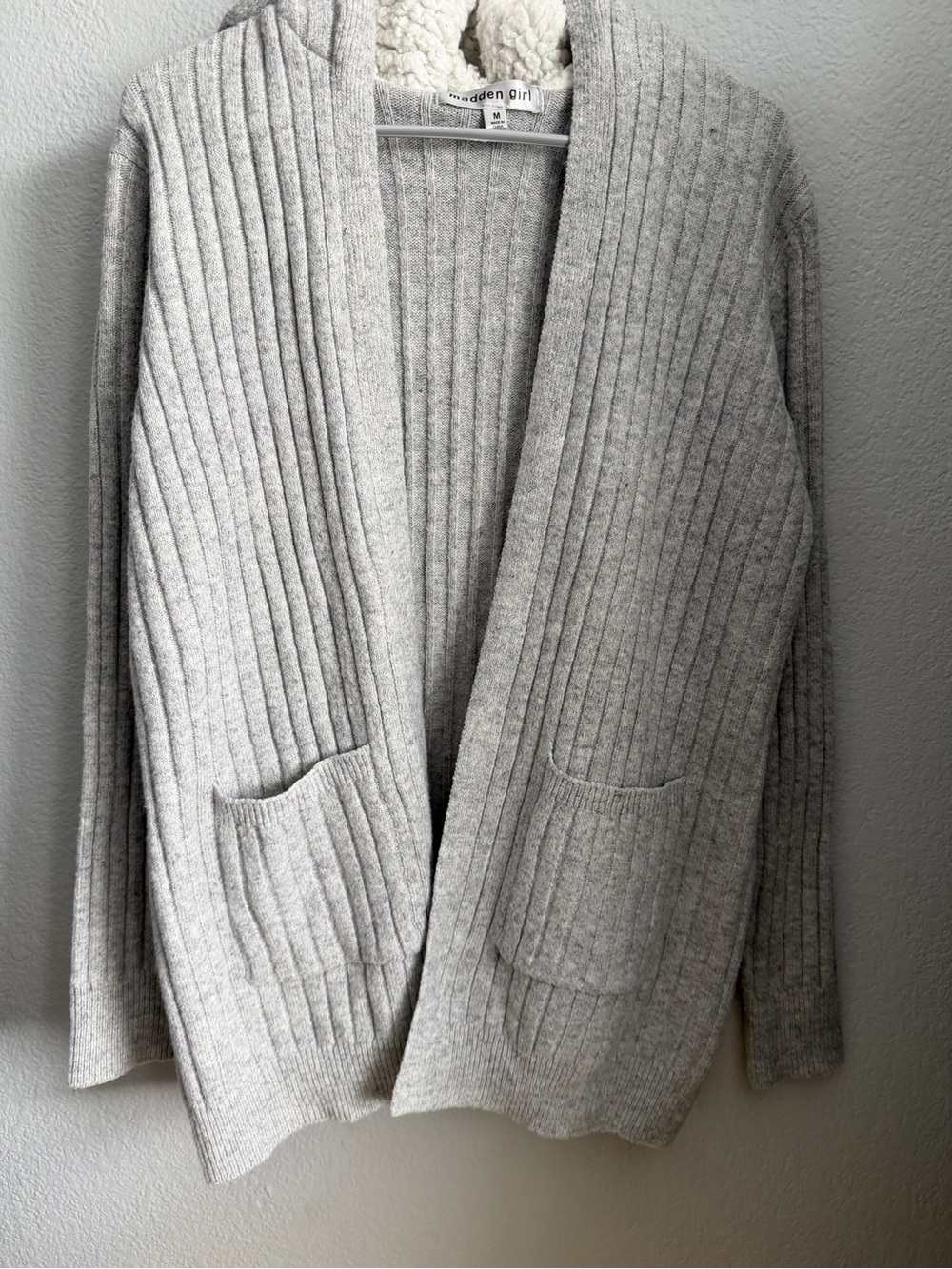 Madden Girl Light Gray Ribbed Open-Front Cardigan